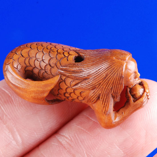 aaa0136 Japanese Boxwood Wood Ojime Bead Mermaid Lady