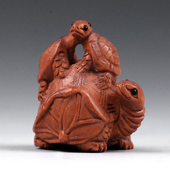 aaa0139 Japanese Boxwood Wood Ojime Bead 3 Tortoises