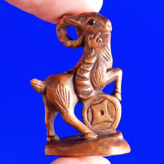 aaa0155 Japanese Boxwood Wood Ojime Bead Goat Perform Wheel