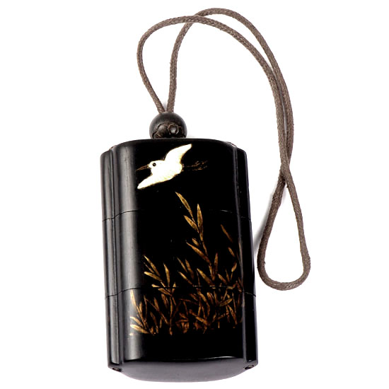 abe0018 Japanese Ivory Gold Lacquer Inro Fly Bird