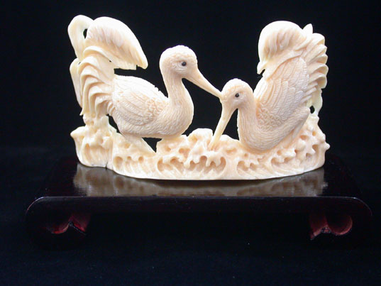 adb0069 Fossiliz Mammoth ivory Netsuke 2 Crane On Wave