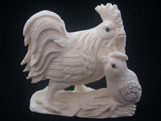 adb0262 Fine Genuine Mammoth Ivory Netsuke Rooster Chick