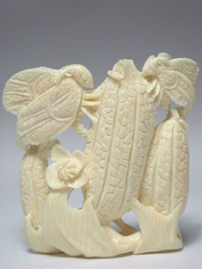 adb0289 Genuine Mammoth Ivory Netsuke Butterfly fruit