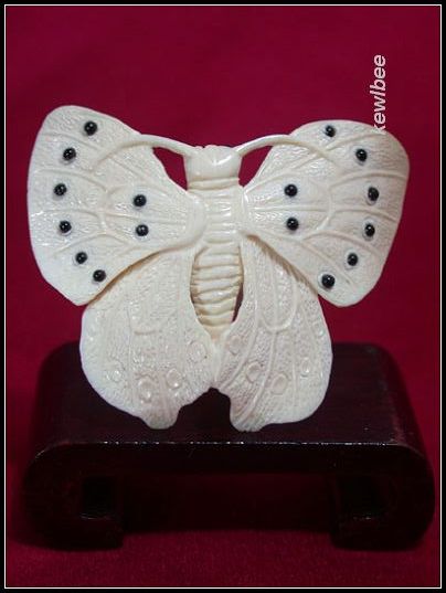 adb0741 Fine Genuine Mammoth Ivory Netsuke Butterfly