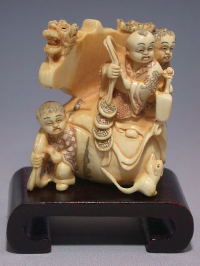 adb0790 Fine Genuine Mammoth Ivory Netsuke 3 Kid On Bag