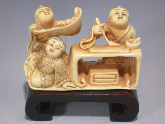 adb0795 Fine Genuine Mammoth Ivory Netsuke 3 Kid Boy Write