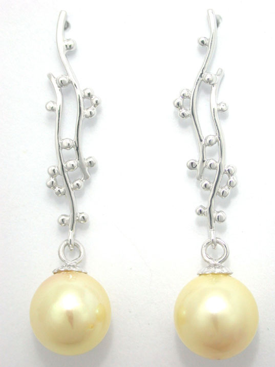 dae067w 8mm Rare Golden Akoya Pearl Earrings 18K W Gold