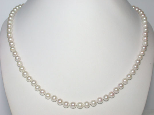 dand005 7.5mm White Akoya Pearl Necklace 14K Y Gold 24"