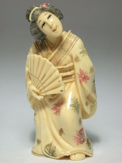 11312805 Fine Genuine Mammoth Ivory Netsuke Geisha Lady