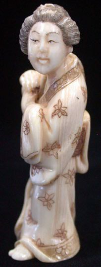 11313087 Fine Genuine Mammoth Ivory Netsuke Geisha Lady