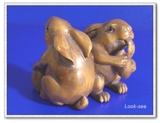 1111967 Japanese Boxwood Wood Netsuke 2 Rabbit Hare