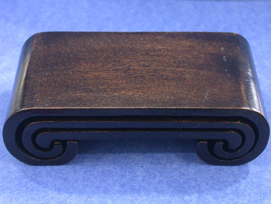 wd08 Wholesale Wood Stand of netsuke, snuff bottle, carving