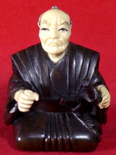 win4050 Ebony Wood Mammoth Ivory Netsuke Samurai Kneel